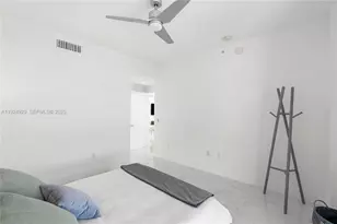 17111 Biscayne Blvd, North Miami Beach, FL 33160 - Photo 42
