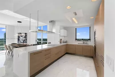 17111 Biscayne Blvd #2002, North Miami Beach, FL 33160 - Photo 18