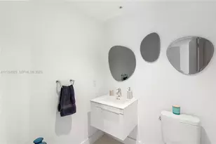 17111 Biscayne Blvd, North Miami Beach, FL 33160 - Photo 46