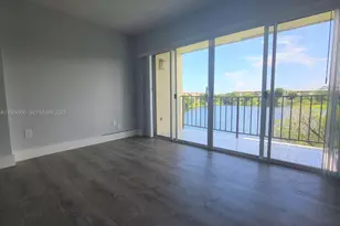 8895 Fontainebleau Blvd, Miami, FL 33172 - Photo 6