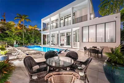 2700 NE 18th St, Fort Lauderdale, FL 33305 - Photo 2