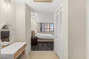 9801 Collins Ave, Bal Harbour, FL 33154 - Photo 26