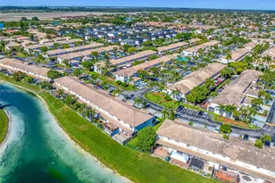 16236 SW 75th St, Miami, FL 33193 - Photo 10