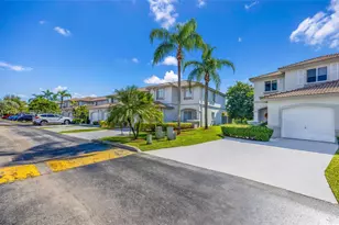 16236 SW 75th St, Miami, FL 33193 - Photo 4