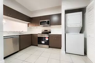 34 Key W Ct, Weston, FL 33326 - Photo 4