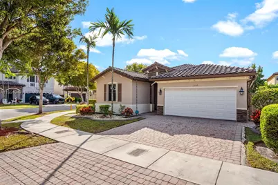 15154 SW 118th St, Miami, FL 33196 - Photo 2