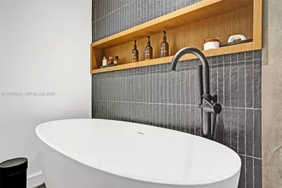 449 Poinciana Island Dr #1512, Sunny Isles Beach, FL 33160 - Photo 38