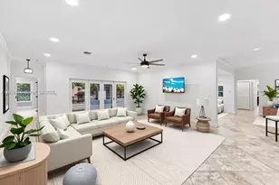 16751 Waters Edge Dr, Weston, FL 33326 - Photo 4