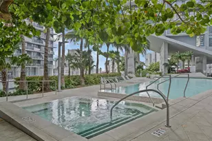 88 SW 7th St, Miami, FL 33130 - Photo 12