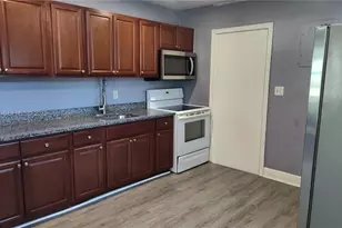849 W 2nd St, Riviera Beach, FL 33404 - Photo 2