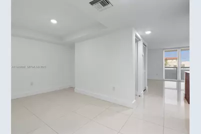 9261 E Bay Harbor Dr #501, Bay Harbor Islands, FL 33154 - Photo 4