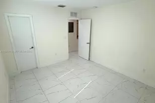 [Address not provided], Oakland Park, FL 33309 - Photo 4