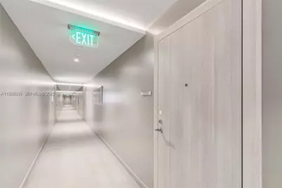 1000 Brickell Plz #3310, Miami, FL 33131 - Photo 10