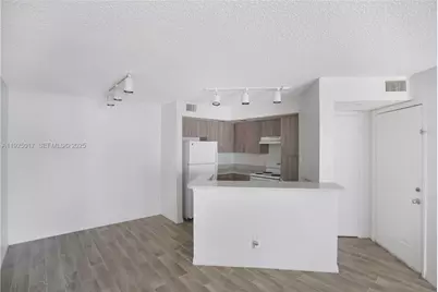 417 Vista Isles Dr #2315, Sunrise, FL 33325 - Photo 20