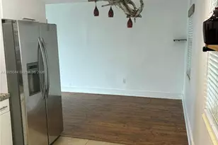 705 E 9th Ct, Hialeah, FL 33010 - Photo 14