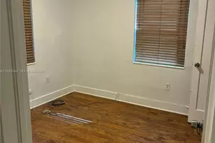 705 E 9th Ct, Hialeah, FL 33010 - Photo 6