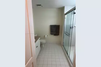117 NW 42nd Ave #800, Miami, FL 33126 - Photo 18