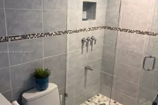 9273 Collins Ave, Surfside, FL 33154 - Photo 10