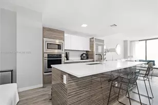 460 NE 28th St, Miami, FL 33137 - Photo 6