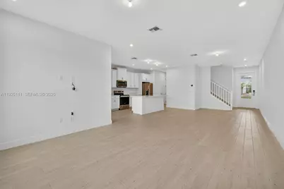 3585 NW Solange Ct #3585, Jensen Beach, FL 34957 - Photo 6