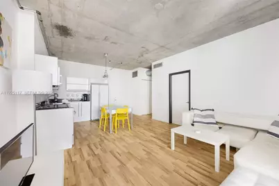 690 SW 1st Ct #1830, Miami, FL 33130 - Photo 6