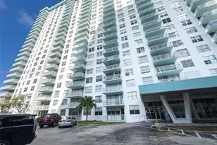 301 174th St, Sunny Isles Beach, FL 33160 - Photo 56