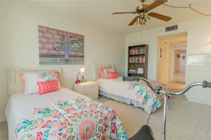 301 174th St, Sunny Isles Beach, FL 33160 - Photo 36