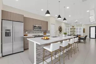 8151 NW 104th Ave, Doral, FL 33178 - Photo 4