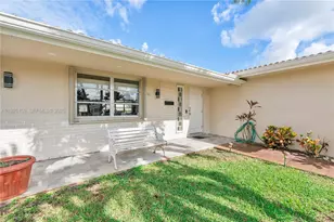 8831 NW 11th St, Pembroke Pines, FL 33024 - Photo 38