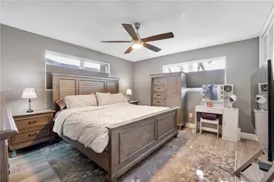 8831 NW 11th St, Pembroke Pines, FL 33024 - Photo 20