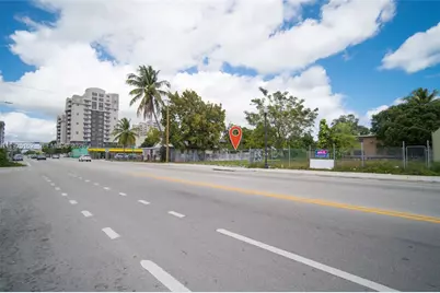 7635 NE 2nd Ave, Miami, FL 33138 - Photo 4