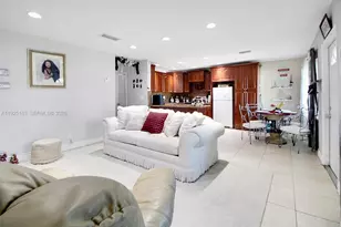 6810 Farragut St, Hollywood, FL 33024 - Photo 6