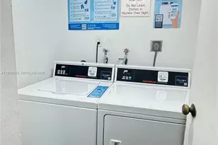 18061 Biscayne Blvd, Aventura, FL 33160 - Photo 2