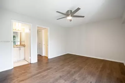 100 SW 132nd Way #306K, Pembroke Pines, FL 33027 - Photo 12