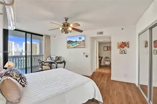 1000 W Island Blvd, Aventura, FL 33160 - Photo 18