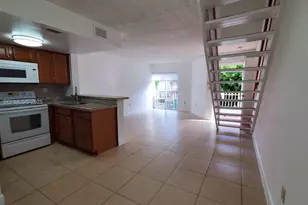 8665 NW 6th Ln, Miami, FL 33126 - Photo 2