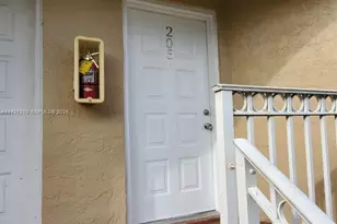 8665 NW 6th Ln, Miami, FL 33126 - Photo 16