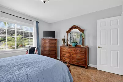 341 S Biscayne River Dr, Miami, FL 33169 - Photo 32