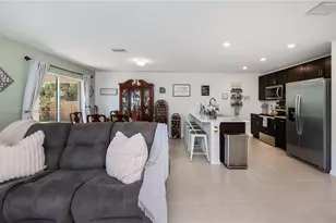 6058 S Moss Cir, Labelle, FL 33935 - Photo 16