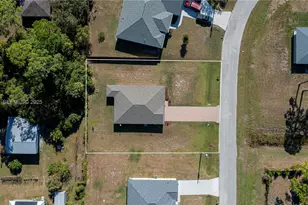 6058 S Moss Cir, Labelle, FL 33935 - Photo 6