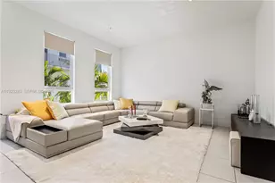 9187 NW 33th St, Doral, FL 33172 - Photo 8