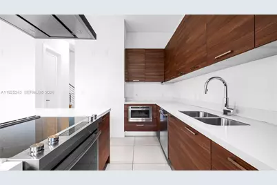 9187 NW 33th St, Doral, FL 33172 - Photo 6
