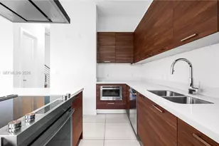 9187 NW 33th St, Doral, FL 33172 - Photo 6