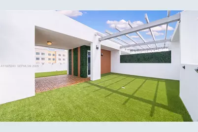 9187 NW 33th St, Doral, FL 33172 - Photo 22