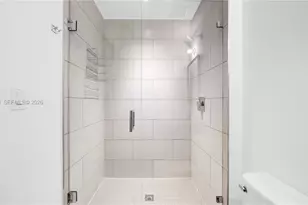 9187 NW 33th St, Doral, FL 33172 - Photo 16