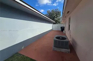 894 NW 134th Pl, Miami, FL 33182 - Photo 54