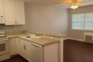 47 Waltham B, West Palm Beach, FL 33417 - Photo 4