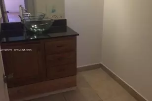 4668 NW 97th Ct, Doral, FL 33178 - Photo 2