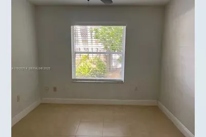 2473 NW 191st Ave, Pembroke Pines, FL 33029 - Photo 20
