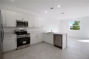 2747 SE 25th Ave, Homestead, FL 33035 - Photo 8